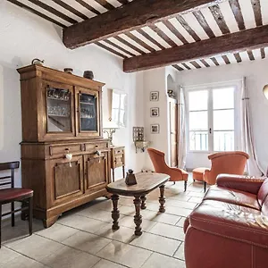 maison-de-village-au-coeur-de-lisle-sur-la-sorgue.fr-provencehotel.com/